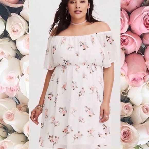 torrid Dresses & Skirts - Torrid Off-Shoulder Chiffon Dress 4X NWT Last One!